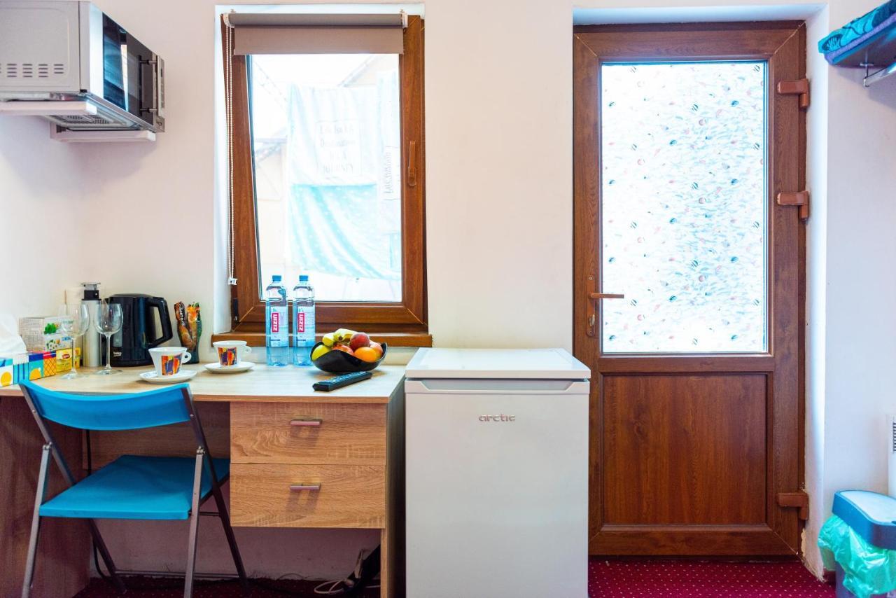 Center Walking Apartment And Room Bukarest Exterior foto