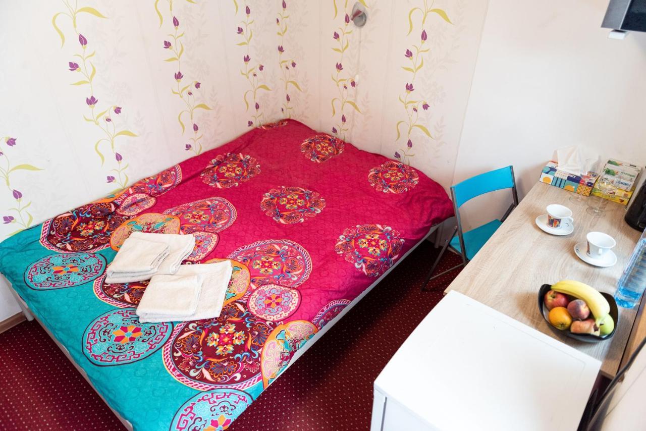 Center Walking Apartment And Room Bukarest Exterior foto
